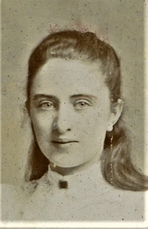Fig. 9 Close-up of  Charlotte Linfield